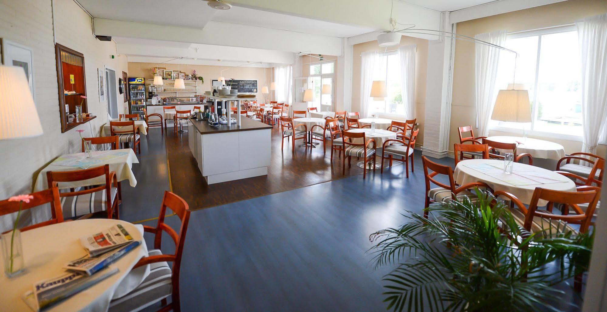 Hotell Sea Front 2*